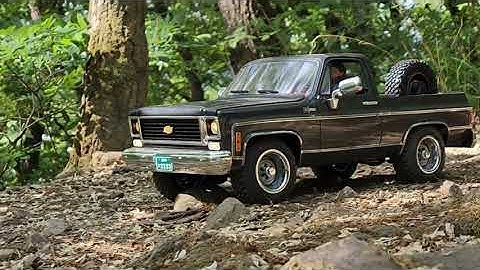 rc car / 1978 chevrolet k5 blazer 4x4 / scale off road run/ downhill  pick up Ver