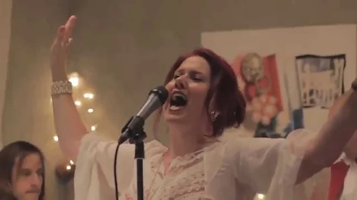 Debra Penberthy and friends perform "White Rabbit"