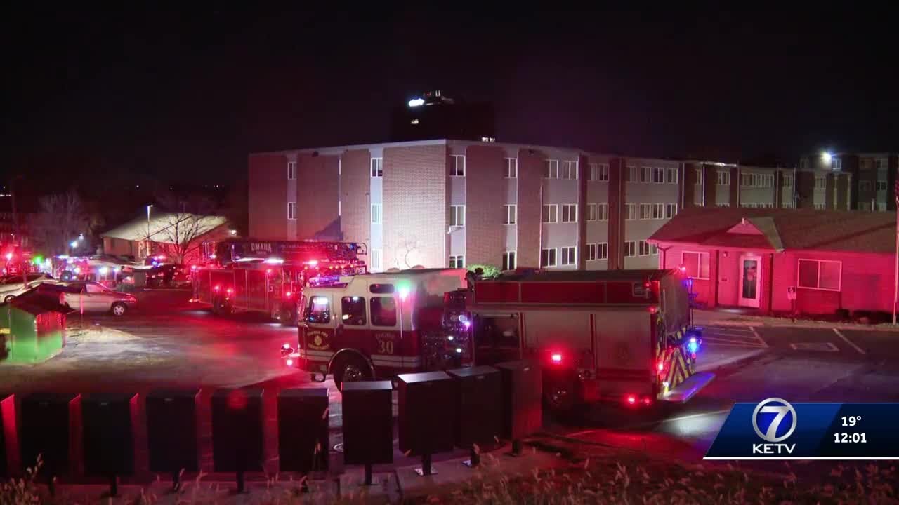 More than a dozen people hurt, 4 sent to the hospital in apartment ...