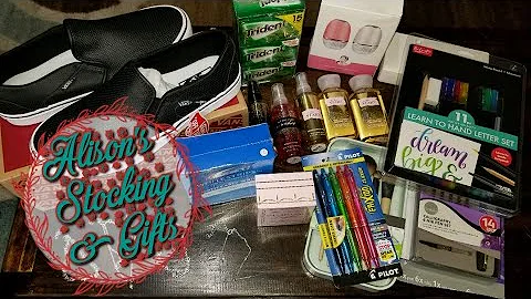 WHAT MY 13 YEAR OLD GOT FOR CHRISTMAS GIFTS &  STO...