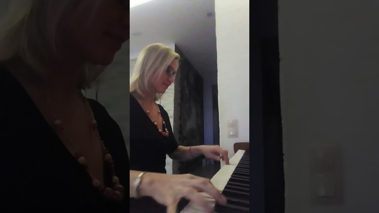 Попурри удмуртских песен "Ялыке", "Лымы тодьы", "Малы сычеесь"