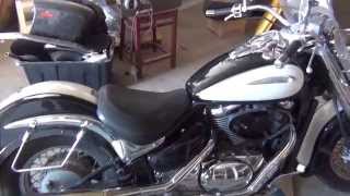 01 VL800 Engine running #401