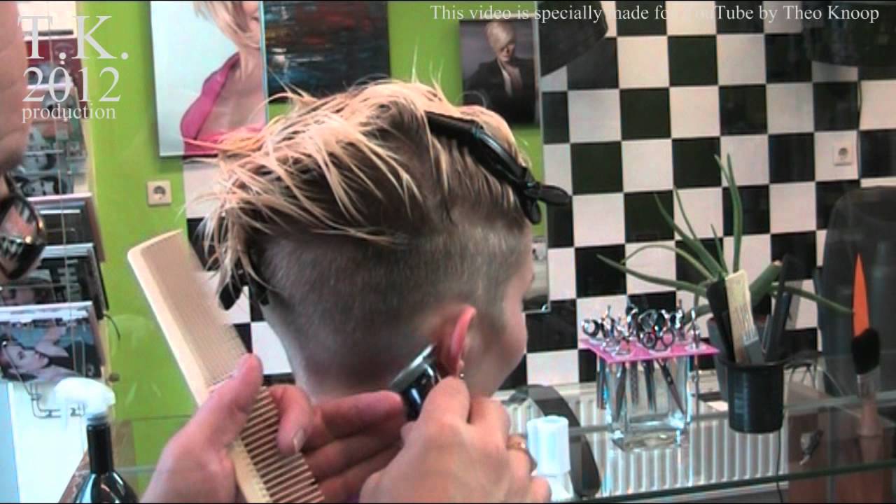 I LOVE TO DO YOUR HAIR !!!  by Theo Knoop. 2012 production