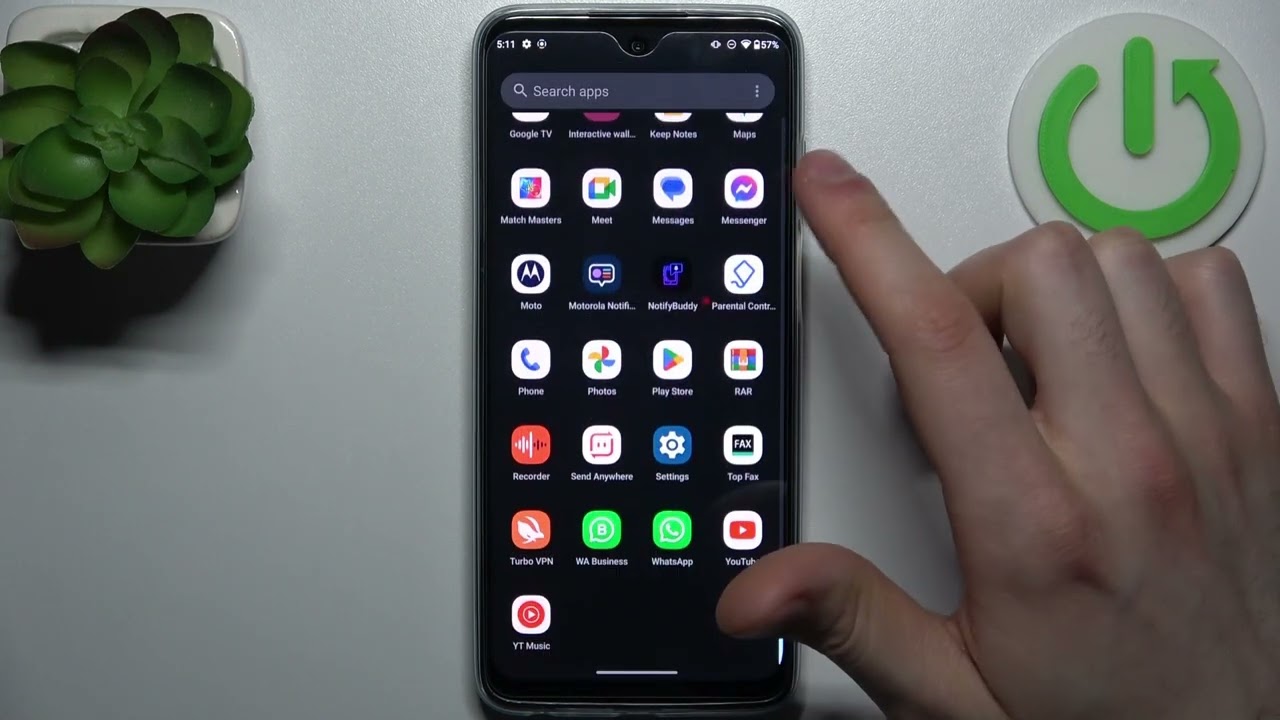 How to Take Screenshot in MOTOROLA Moto G Play (2023) – Capture Contents on the Screen