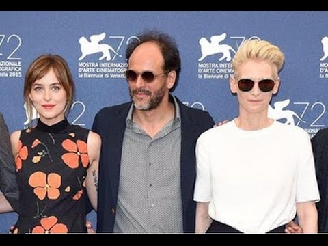 Video: Tilda Swinton og Dakota Johnson forbløffet publikum