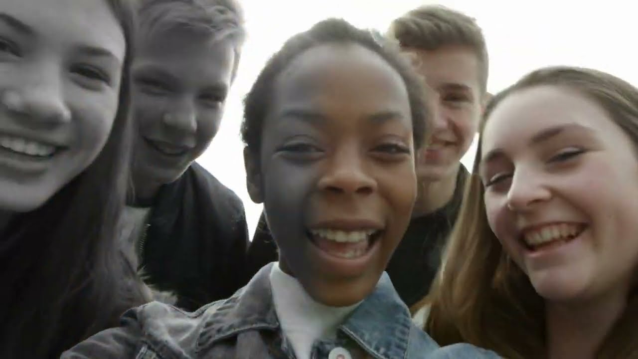 🦷🎒 Give Your Teen the Clear Solution for a Winning Smile with Invisalign® at Ortho South!