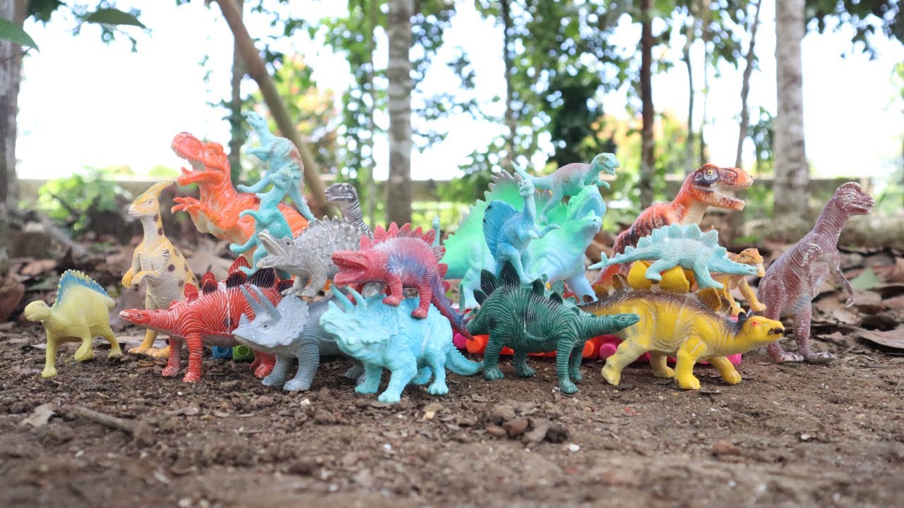 WOW AMAZING..!!Truk Oleng Berburu Mainan Dinosaurus warna warni Ultrasaurus Ultrasaurus Stegosaurus