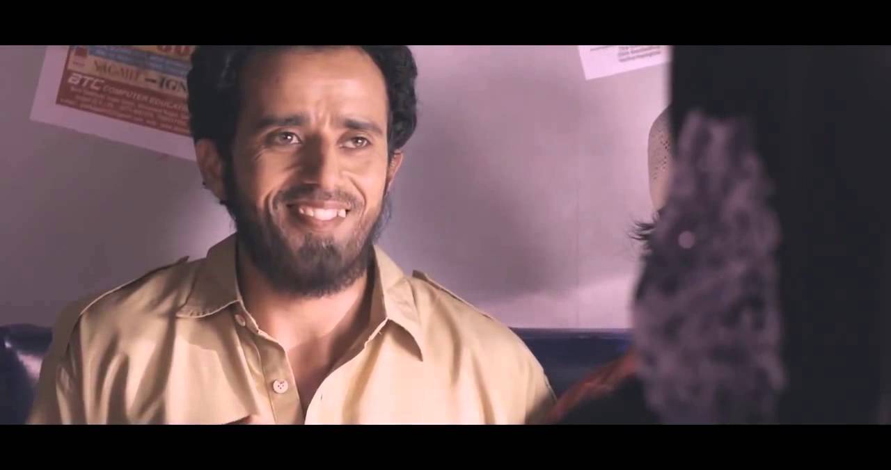 "DeKh Le Tu DeKhTe HuE KaIsA DiKhTa HaI" YouTube