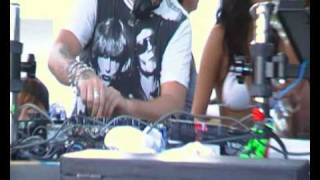 LUCIANO b2b CARL CRAIG @ CADENZA pool party SHELBORNE MIAMI 24.03.2011 video4