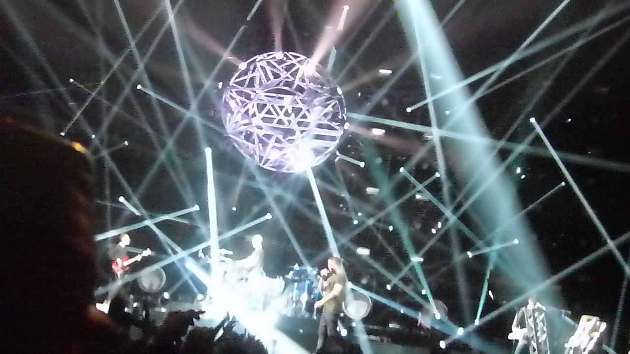 Example - Changed The Way You Kiss Me - live Sheffield 15 february 2013 - HD