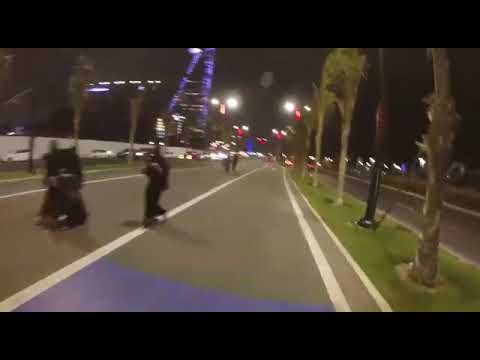 فيديو: الدراجات في الواجهة