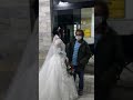 Noiva encontra o pai no hospital após casamento