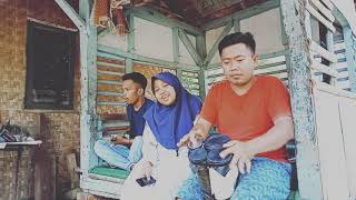 LAGU SUNDA MOJANG GEULIS COVER PAKE UKULELE 😀