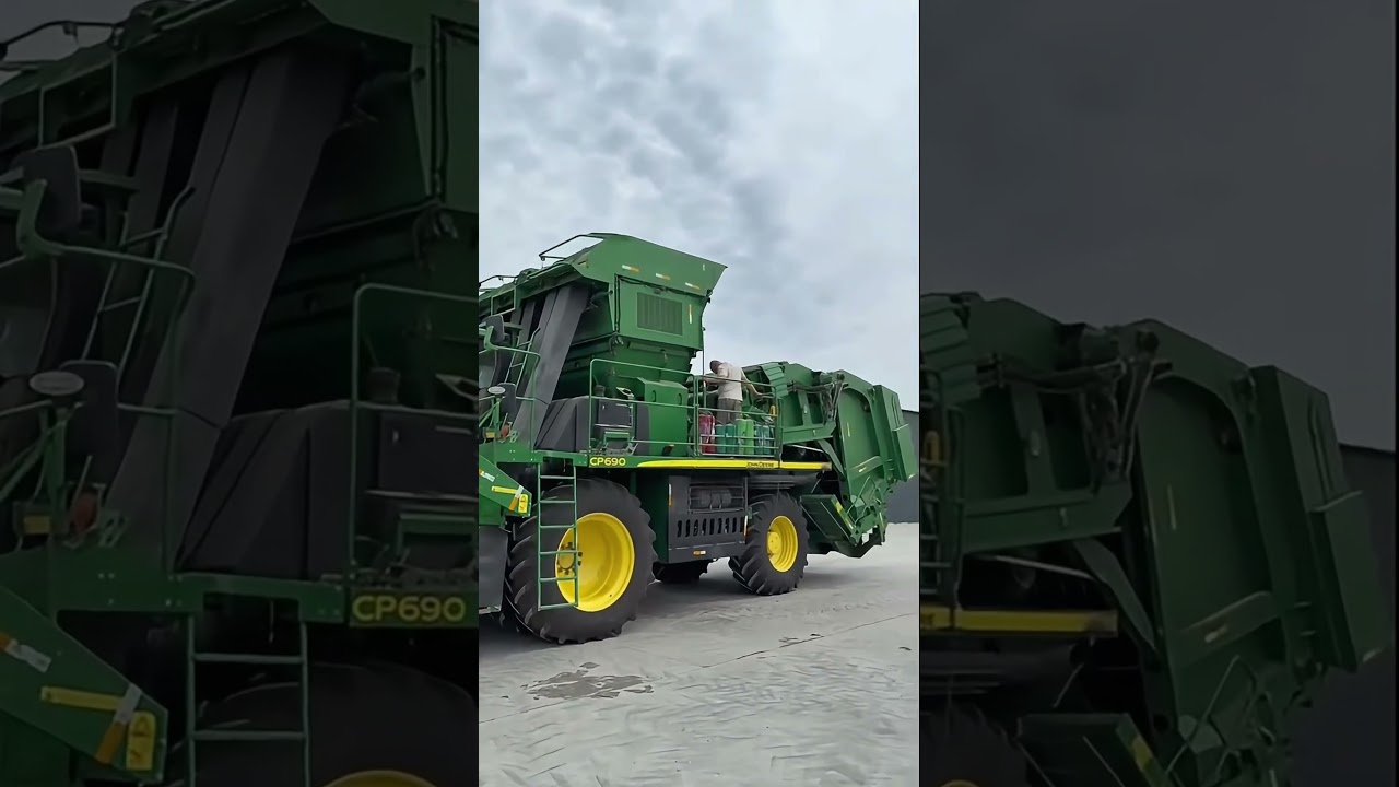 John Deere Cotton Picker 