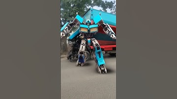 Tiny Truck Turns Into a Funny Dancing Robot! #automobile #transformers #shorts #short #bus #truck