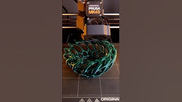 The Twisted Table Lamp | Modern Machine | 3D Printing Ideas