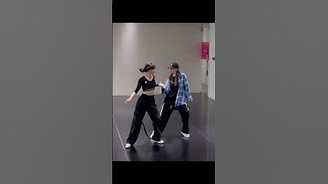 "Attention" dance reel #instareels #dance #tiktok #kpop #charlieputh #attention