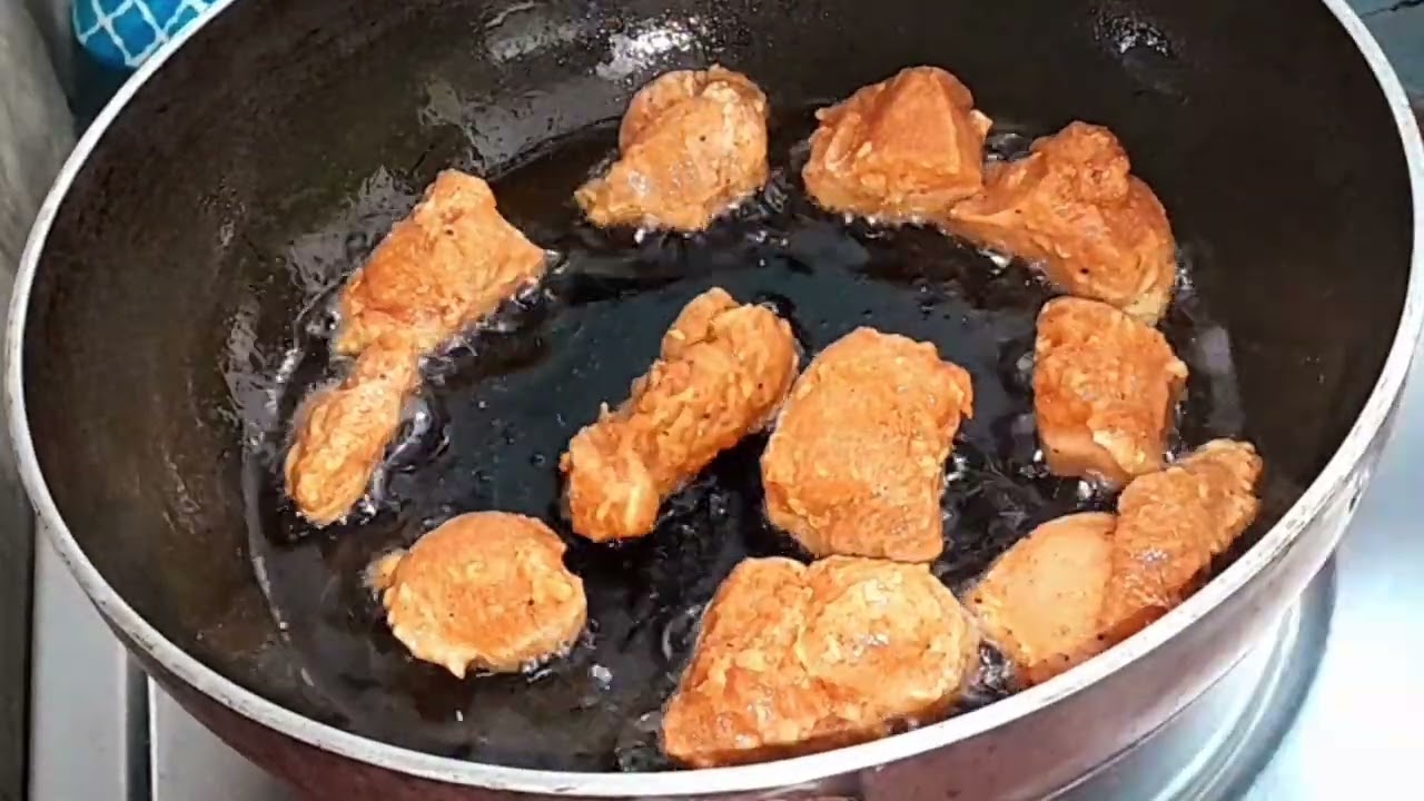 চিলি চিকেন তো অনেক খেয়েছেন এক বার এই পদ্ধতিতে বানিয়ে দেখুন সেরা স্বাদ পাবেন। chillichikenrecipe