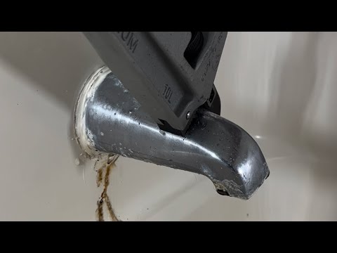 How to Replace A Corroded Tub Spout (Extremely Easy)