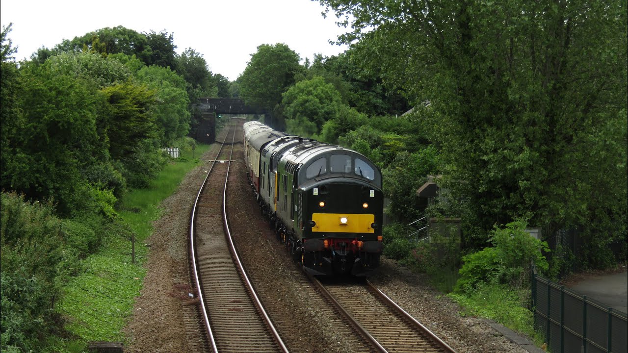 37521 + 37688 ‘Great Rocks’ working Private Charter 1Z65 [LLO - XGB ...