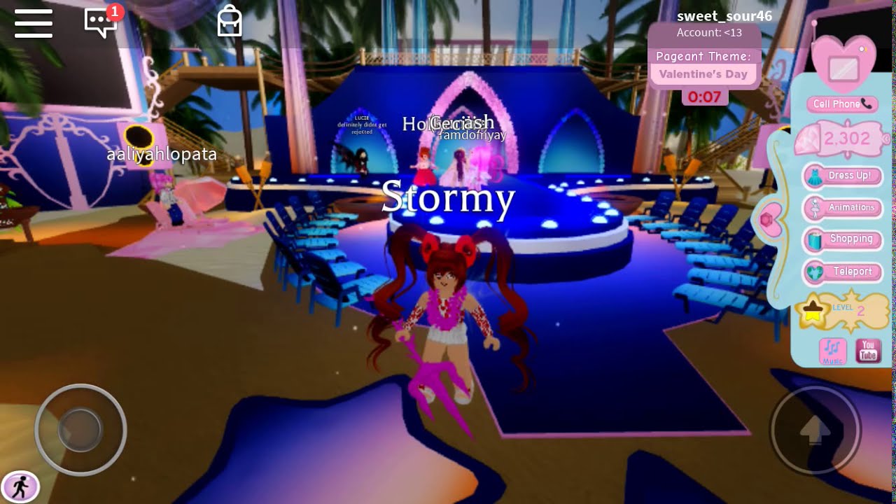 Playing Royale high / sunset island YouTube