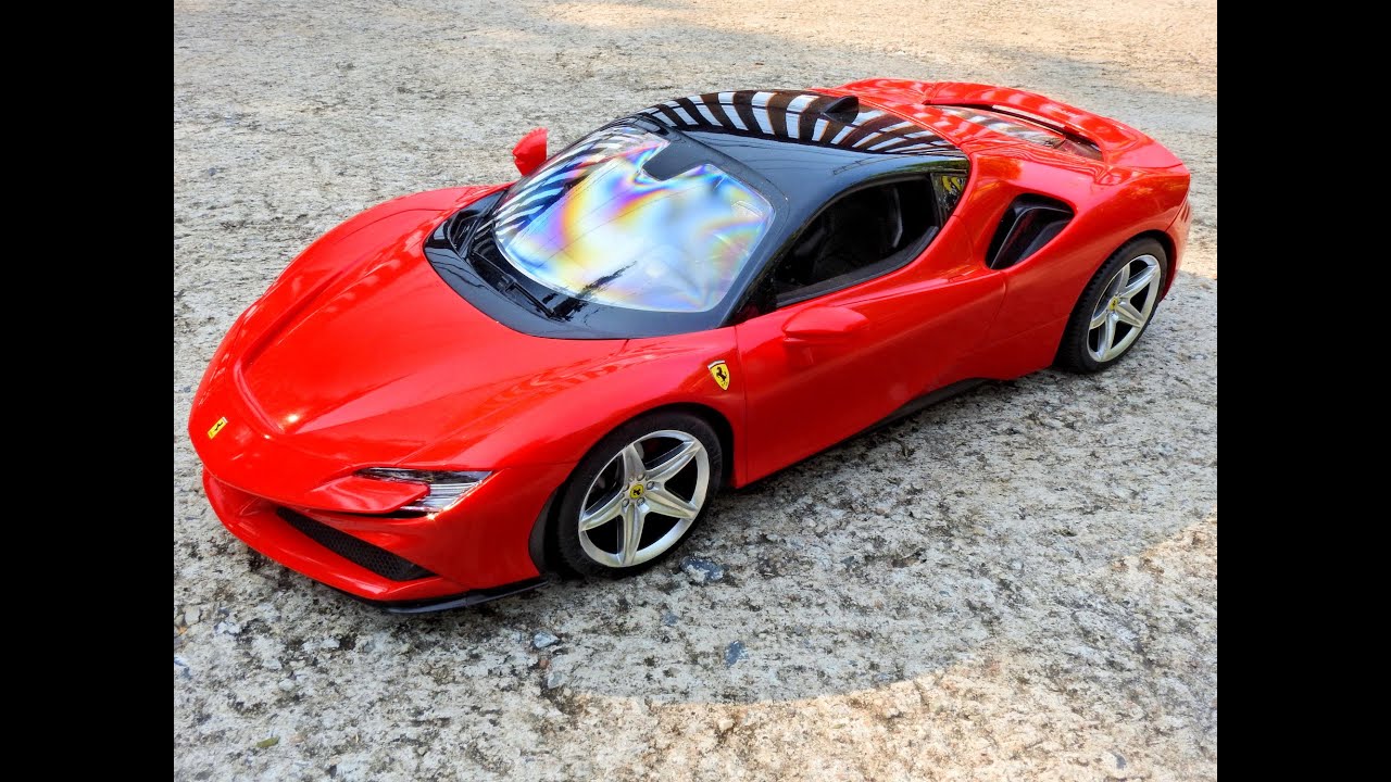 Licence 1:14 Ferrari SF90 Stradale Modèle de voiture télécommandée