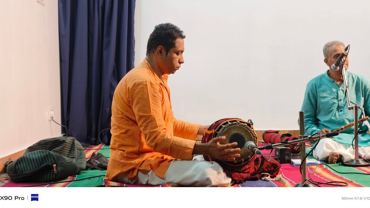 Tani Avartanam - Vid Bhargav Bhat (mridangam) and Vid Vyas Vitaala (khanjira)