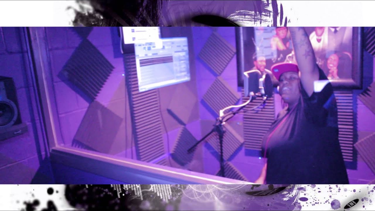 Παρακολούθηση Turn Up (HD) Video With Baby T & Pluto At "Sick Boi Studio" στο YouTube Παρακολούθηση Turn Up (HD) Video With Baby T & Pluto At "Sick Boi Studio" στο YouTube