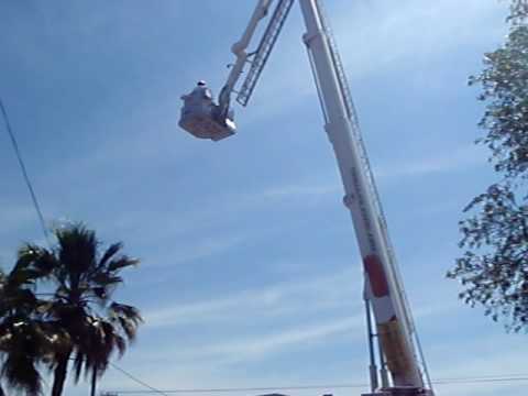 Fire Truck bucket lift