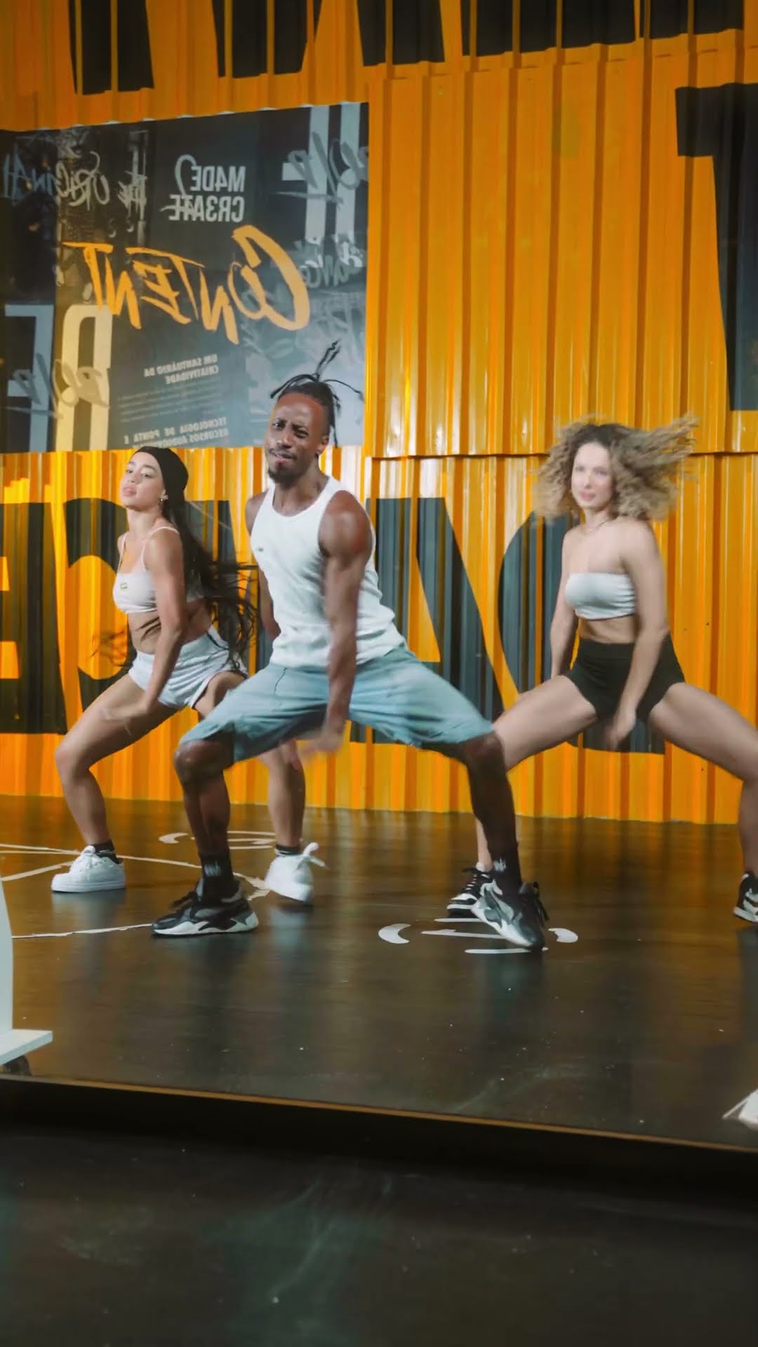 Bem SA-FA-DA ?? Essa coreografia da nova da @izzylareina e @mcgw tá viciante!
