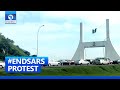 Abuja #EndSWAT Protestors Take Protest To Abuja City Gate