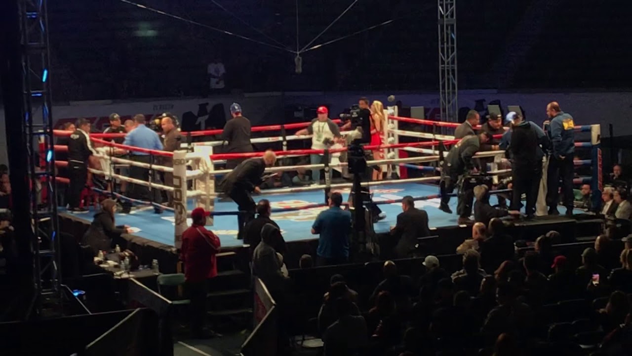 “ El Gallo” Estrada acaba con Víctor Méndez en Round 7