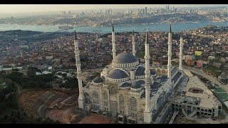В Стамбуле открылась самая большая мечеть Турции