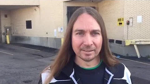 Akron resident Jason Bartley says plane hit his ap...