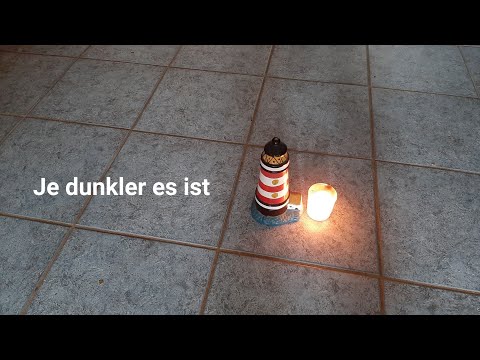 Je dunkler es ist
