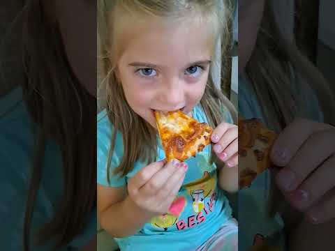 PIZZA 🍕 🍕 🍕 YUMMY