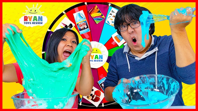 The candy snake XXL HugoPosay in his video THE biggest CANDY XXL GIANT OF  the WORLD! - Tasting Something Funny & Objects WTF