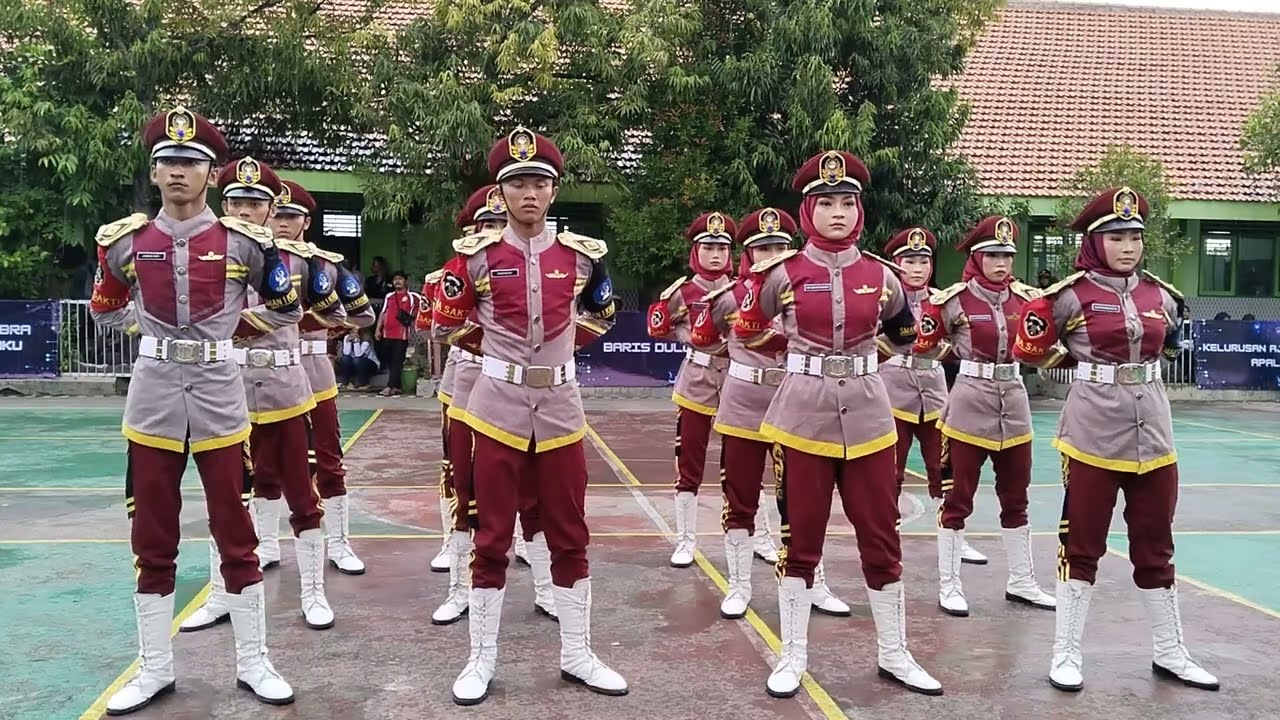 PENAMPILAN PASKIBRA SMAN 1 KREMBUNG DI LKBB ELANG SAKTI 2024