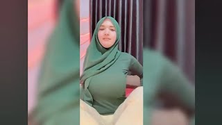 Abg hijab goyang seksi//1