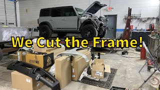 Rebuilding a wrecked 2021 Ford Bronco Part 1. Cutting up the Frame!
