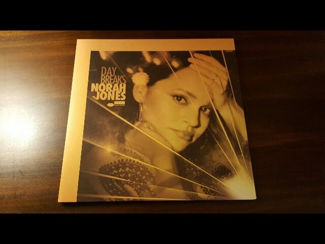 Unboxing - Norah Jones Day Breaks Vinyl LP (B002520801) - YouTube