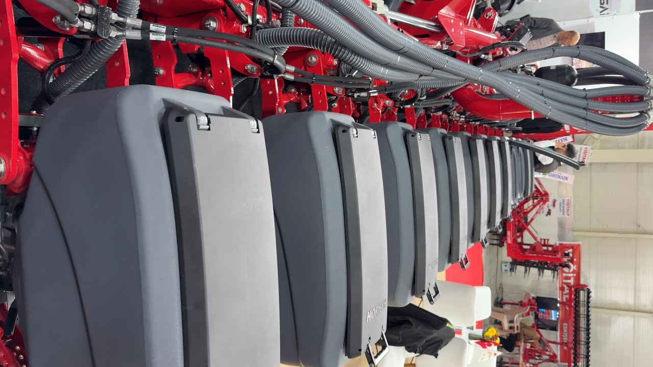 BÜYÜK ÇİFTÇİLERİN PNOMATİK MİBZERİ HORSCH Maestro 12 CV