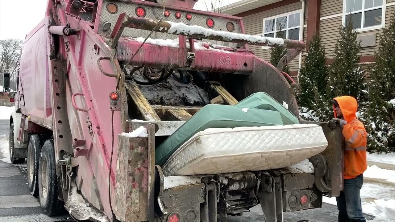 Flood’s Pink WX/Leach 2RIII Garbage Truck Packing Mattress + Commercial