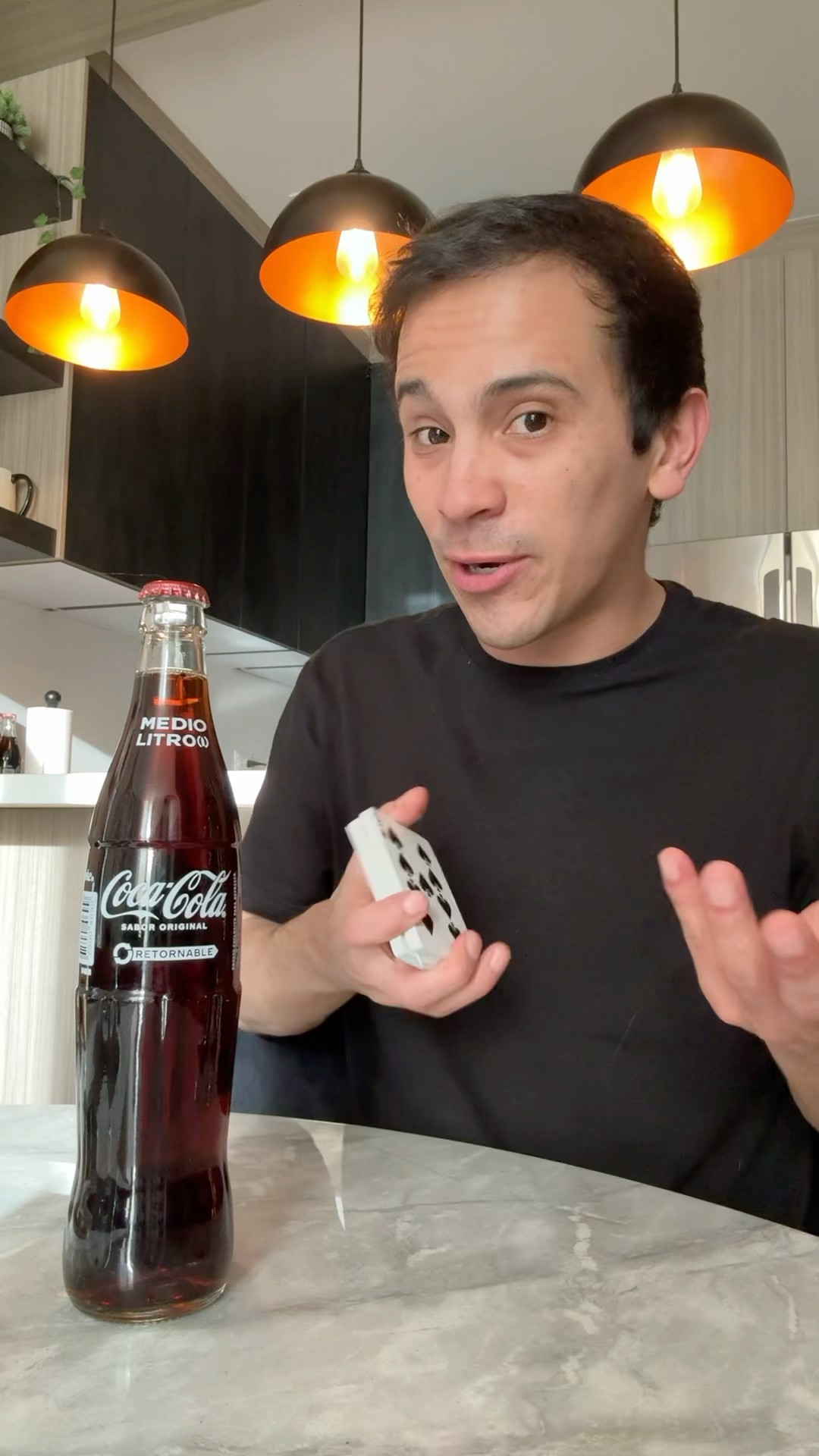 Nada va a Pasar en este Video ? #CocaCola #Publicidad #EnVidrioSabeMejor