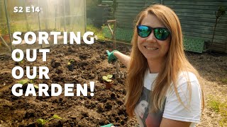 It&#39;s time to SORT OUT our garden! UK House Renovation S2 E14