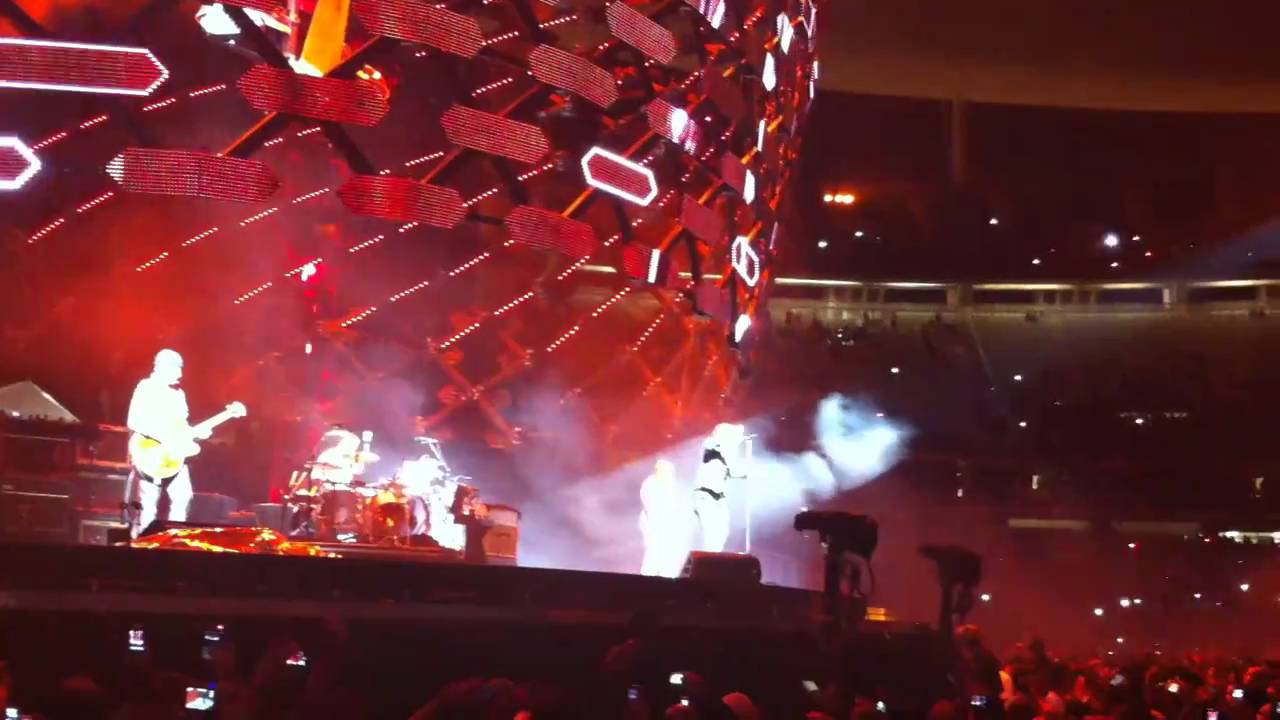 U2 In The City Of Blinding Lights
