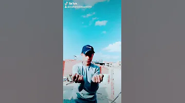 بل شفايفك انا مش شايفك 