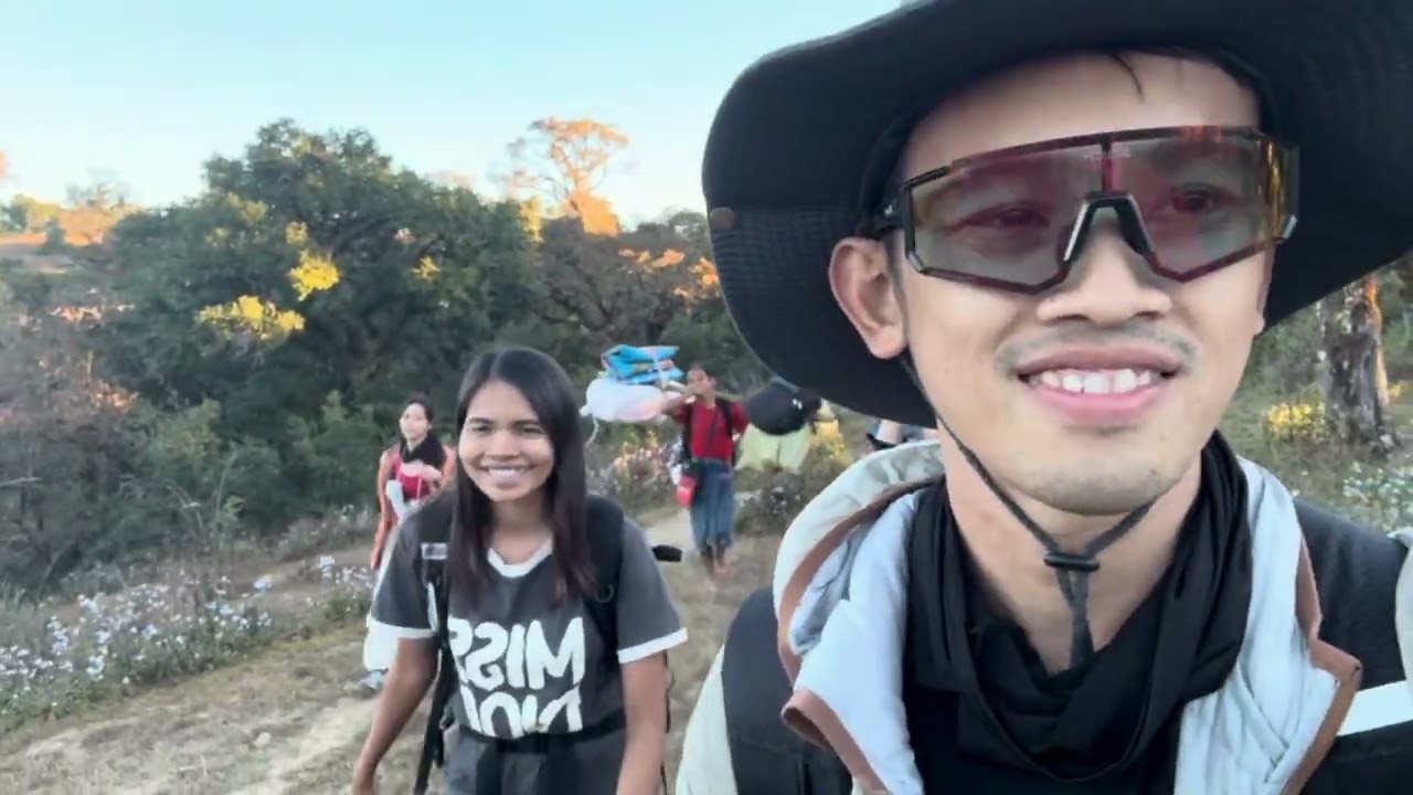 ရှမ်းပြည်နယ်ရဲ့ဒုတိယအမြင့်ဆံုးတောင်ဖစ်တဲ့ အရှေ့မြင်အနောက်မြင်တောင် (၇၇၅၂ပေ)