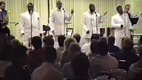 The Solitaires - "Walking Along"  Live - 1992