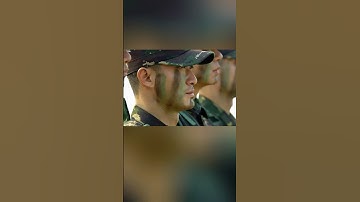 兵士は弾道が左に偏った銃を使って、ヘリコプターを成功裏に撃ち落とした。